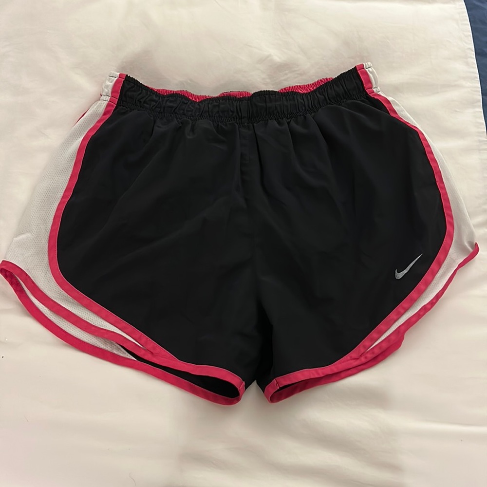 Women’s Nike tempo shorts
